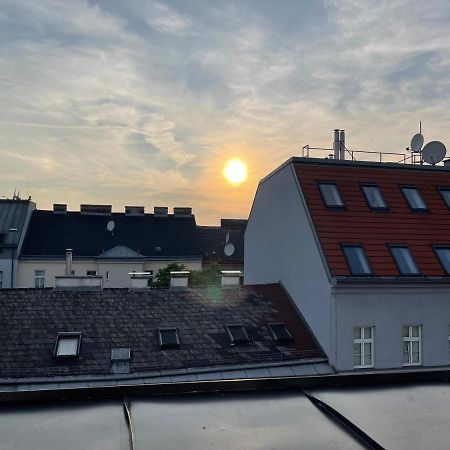 New Apartment With Spacious Balcony 18 Wien Eksteriør bilde