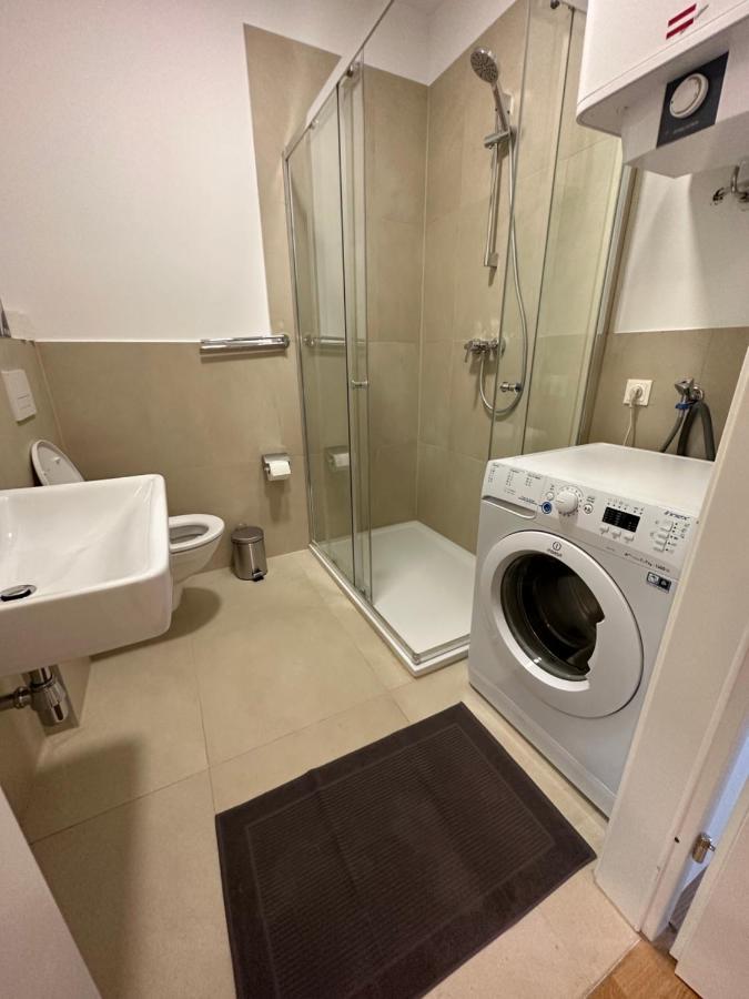 New Apartment With Spacious Balcony 18 Wien Eksteriør bilde